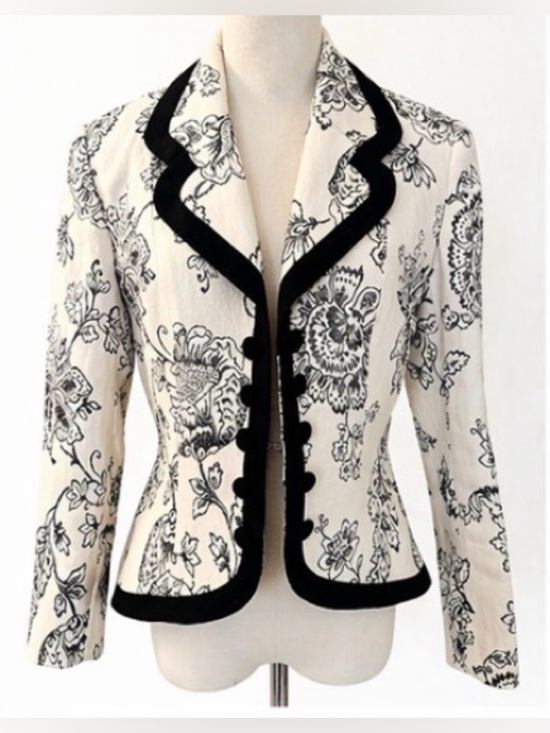 Zelda Jackets & Blazers - [Zelda] Vintage Black & White Floral Lined Blazer Sz 6 Tailored Statement Jacket